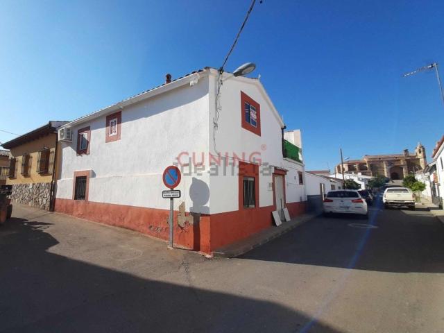 Chalet, Santiago del Campo