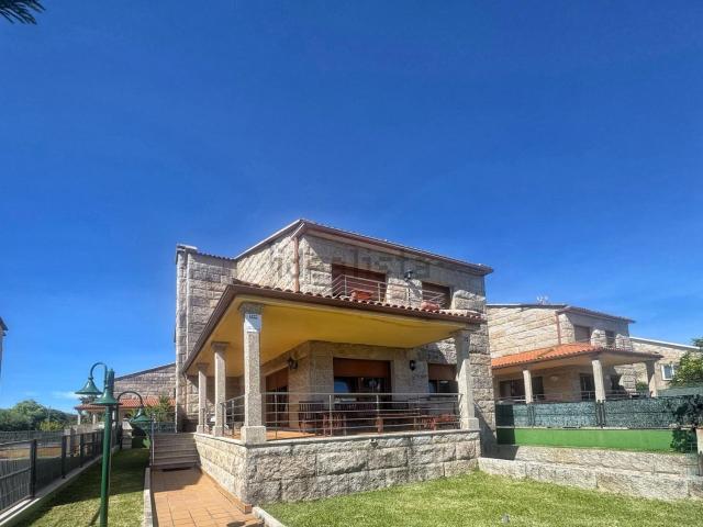 Chalet, Sanxenxo