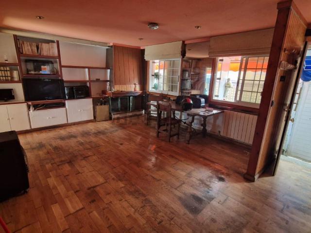 Chalet, Sariegos