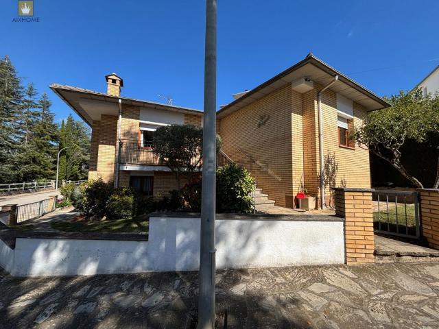 Chalet, Seva