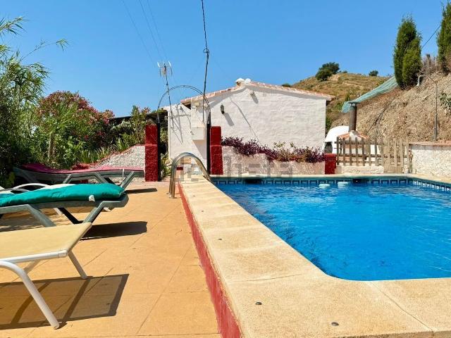 Chalet, Sedella