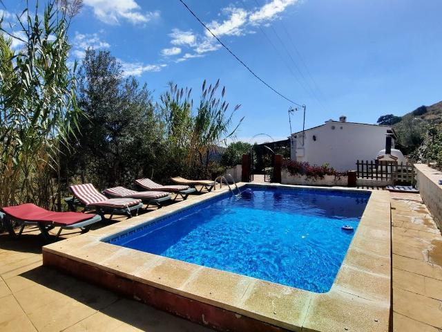 Chalet, Sedella