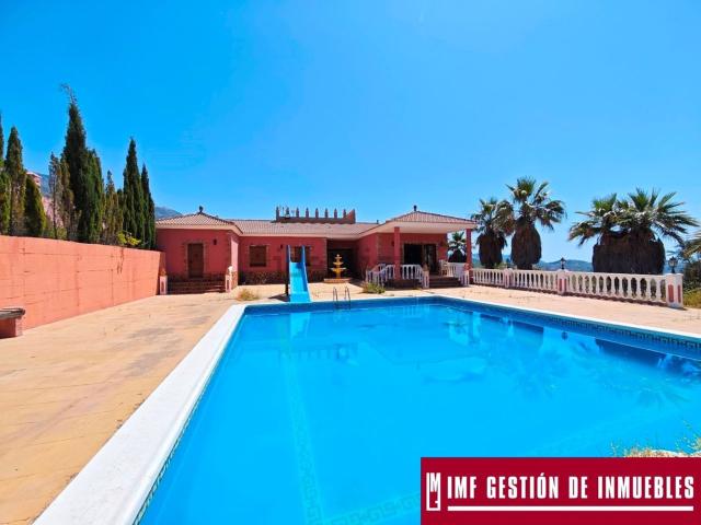 Chalet, Sedella