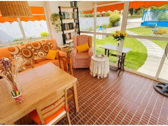 CHALET SEGREGADO HIPOTECABLE CON PISCINA EN LA RANA VERDE