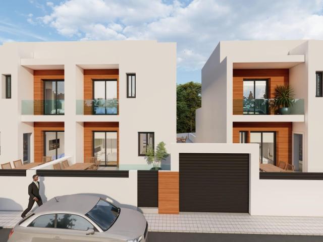 Chalet semi independiente en Daya Nueva