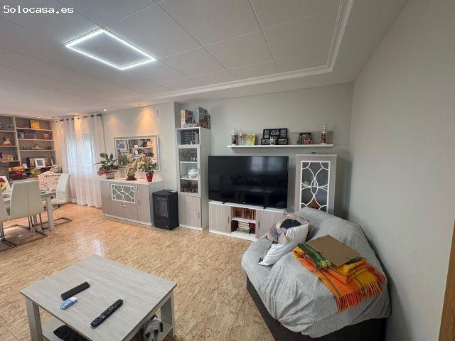 CHALET SEMIREFORMADO, MUY CERCA DEL PUEBLO