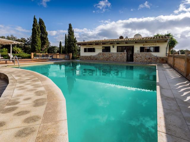 Chalet, Sencelles