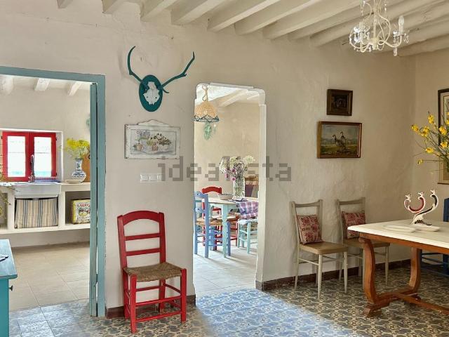 Chalet, Serrato