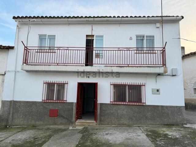 Chalet, Serradilla