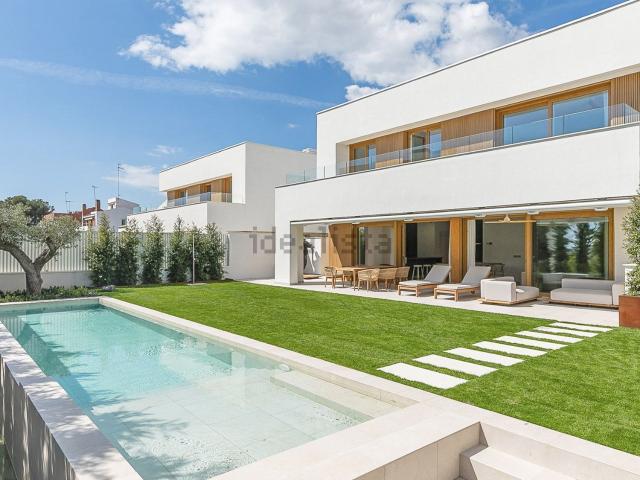 Chalet, Sitges
