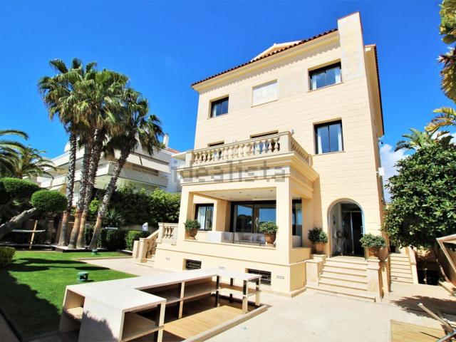 Chalet, Sitges