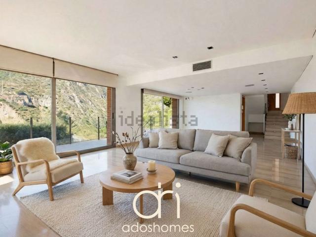 Chalet, Sitges