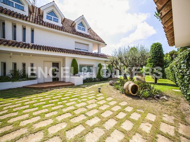 Chalet, Sitges