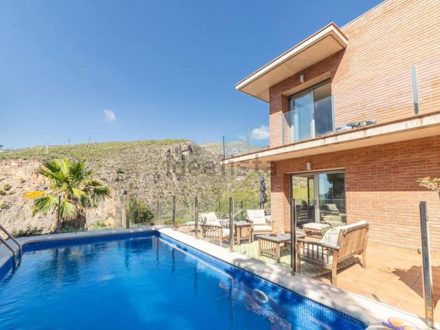 Chalet, Sitges