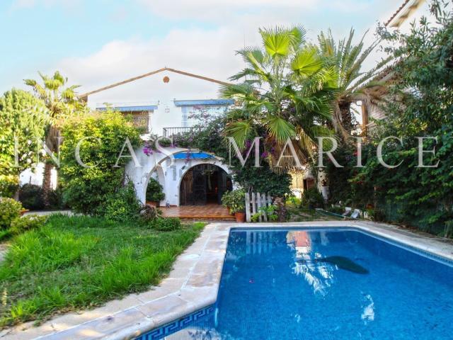 Chalet, Sitges