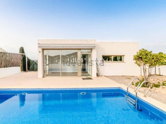 Chalet, Sitges