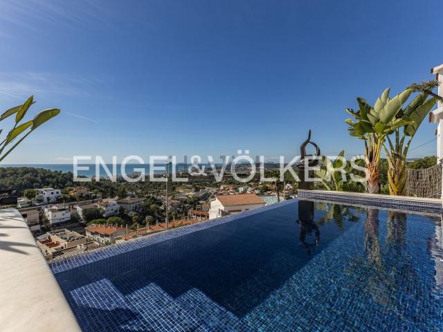 Chalet, Sitges