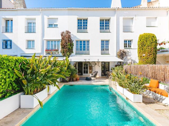 Chalet, Sitges