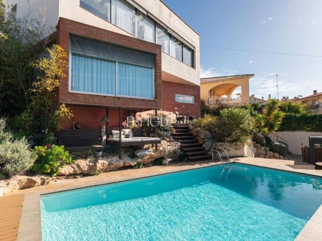 Chalet, Sitges