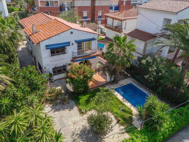 Chalet, Sitges