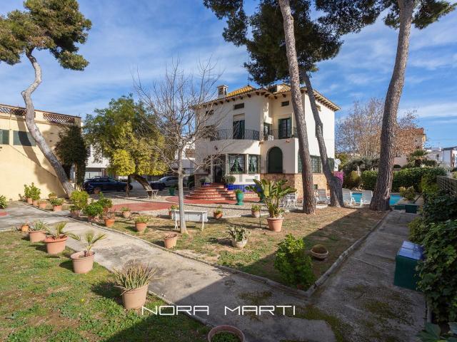 Chalet, Sitges