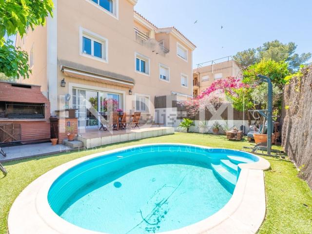 Chalet, Sitges