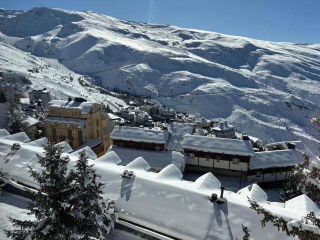 Chalet, Sierra Nevada