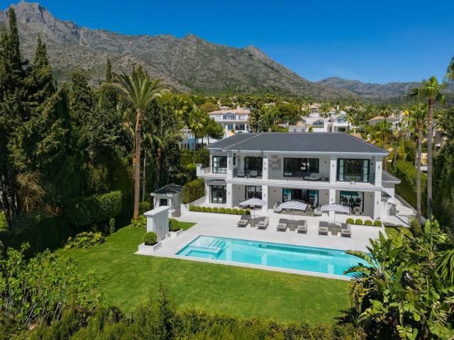 Chalet, Sierra Blanca, Marbella
