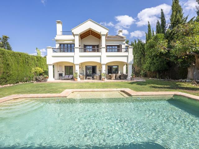 Chalet, Sierra Blanca, Marbella