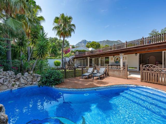 Chalet, Sierra Blanca, Marbella
