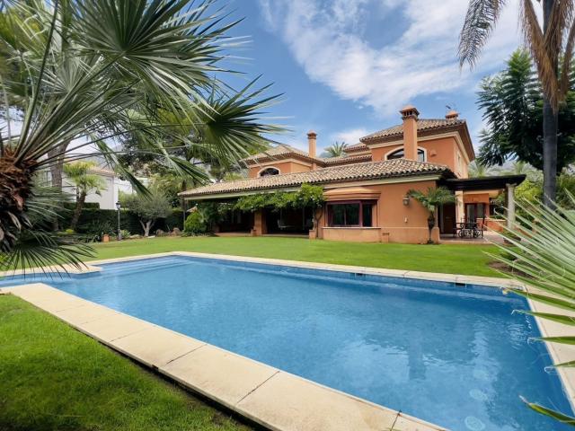 Chalet, Sierra Blanca, Marbella