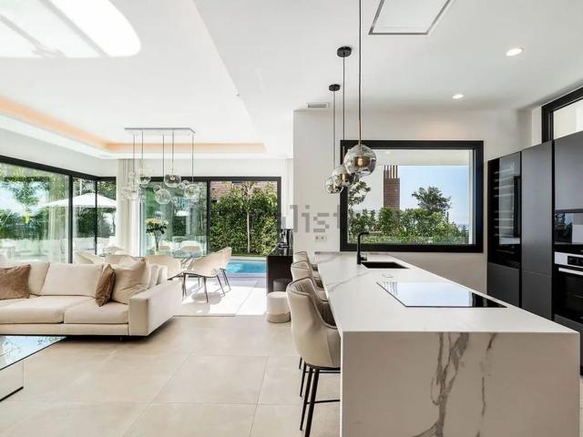Chalet, Sierra Blanca, Marbella