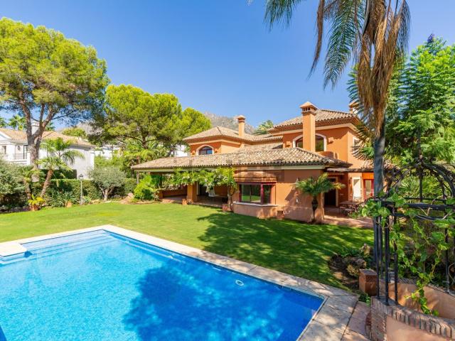 Chalet, Sierra Blanca, Marbella