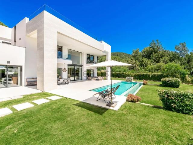 Chalet, Sierra Blanca, Marbella