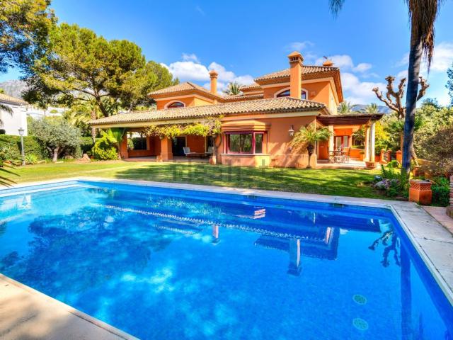 Chalet, Sierra Blanca, Marbella