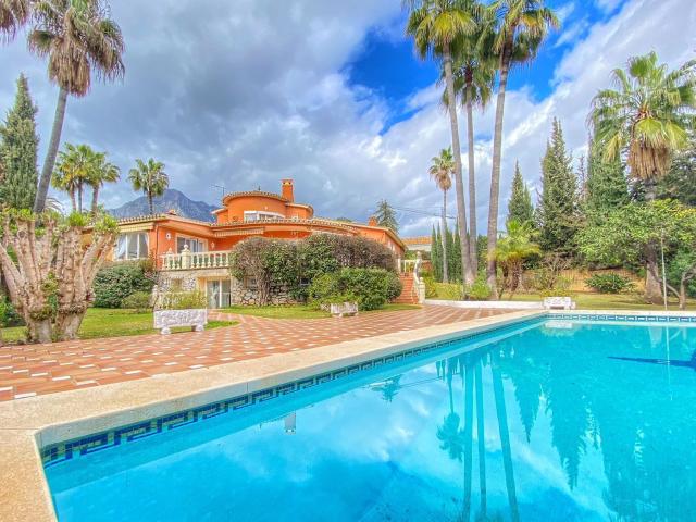 Chalet, Sierra Blanca, Marbella