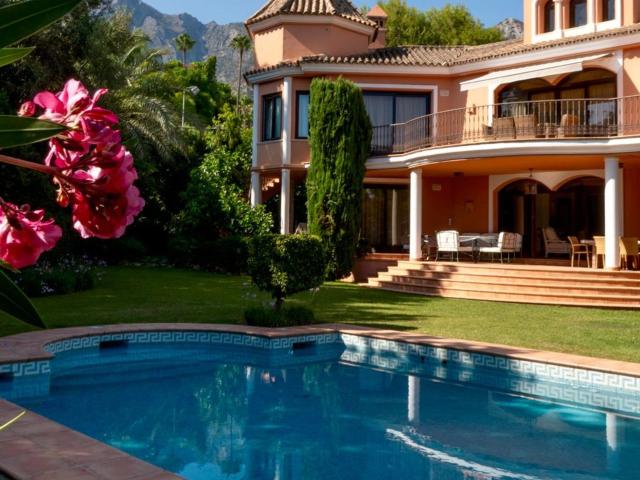 Chalet, Sierra Blanca, Marbella
