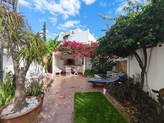 Chalet, Sierra de Estepona Avda de Andalucia, Estepona