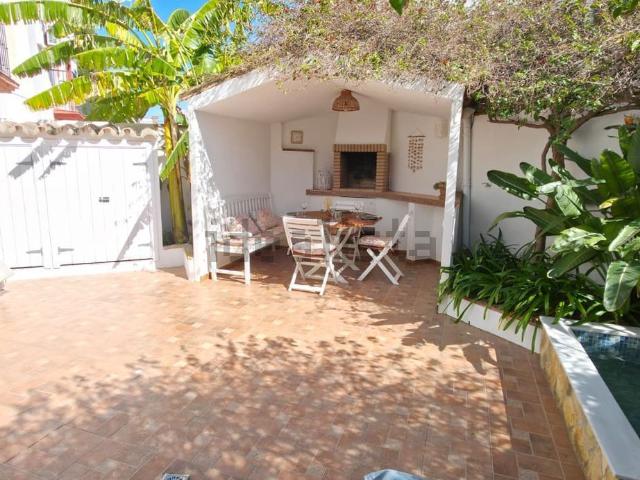 Chalet, Sierra de Estepona Avda de Andalucia, Estepona
