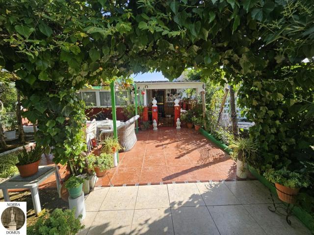 Chalet, Sierra de Fuentes