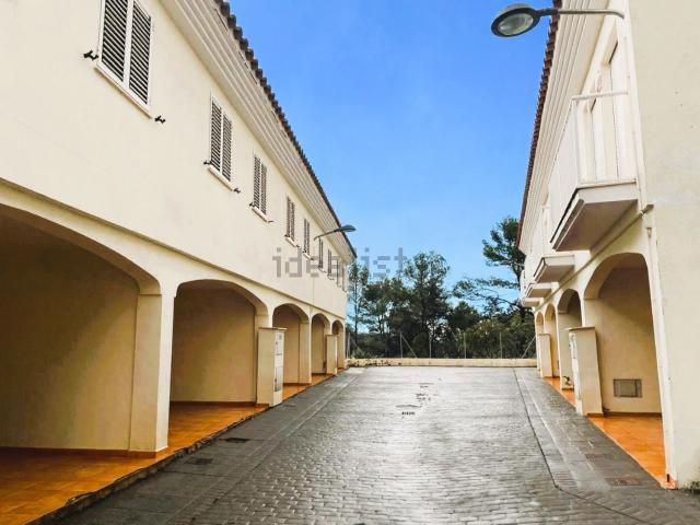 Chalet, Sueras