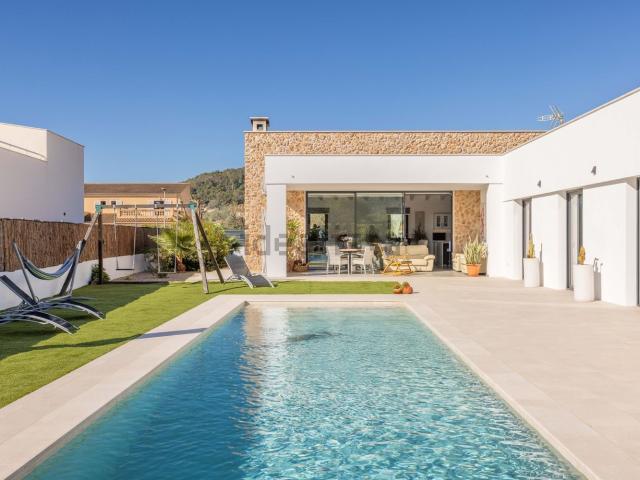 Chalet, Pobla Sa