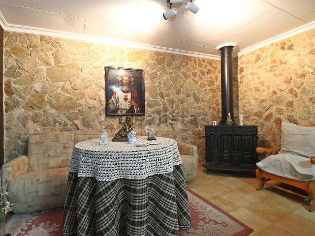 Chalet, Pobla Sa