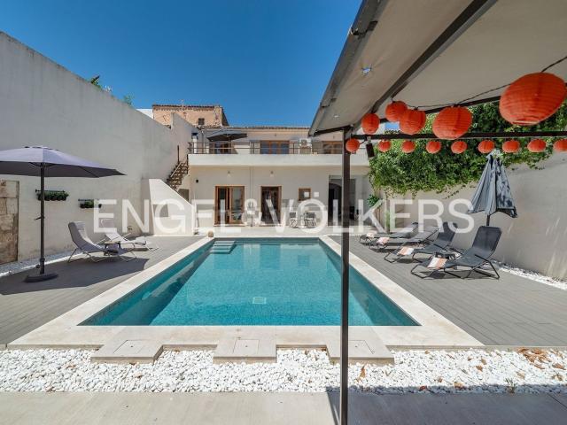Chalet, Pobla Sa