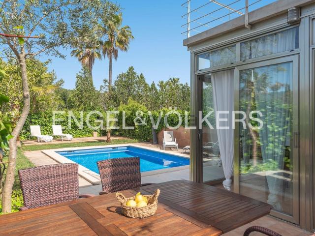 Chalet, Pobla Sa