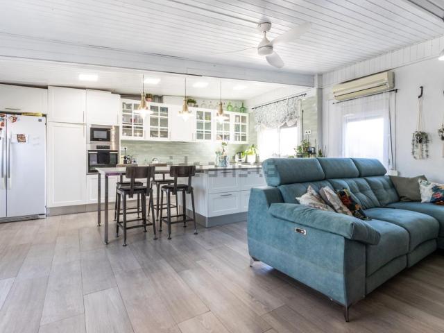 Chalet, Poble Nou, Terrassa