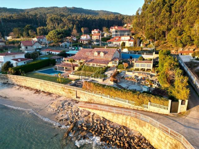 Chalet, Poio