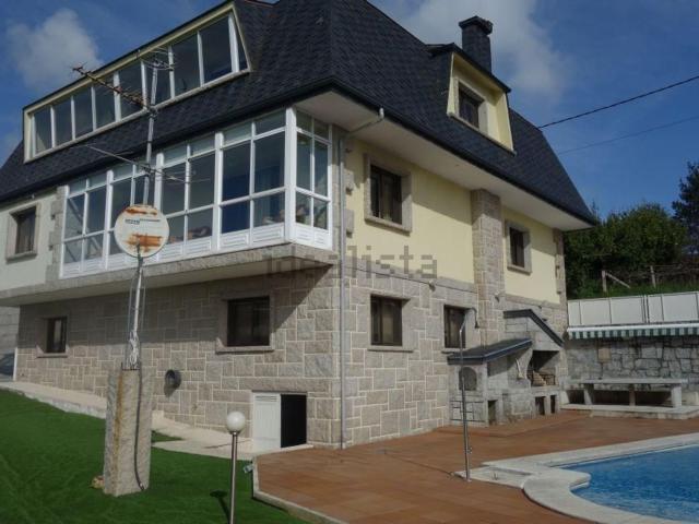 Chalet, Poio