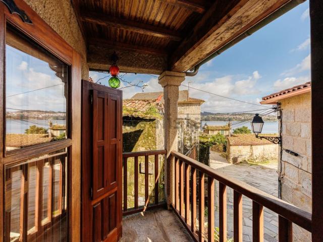Chalet, Poio