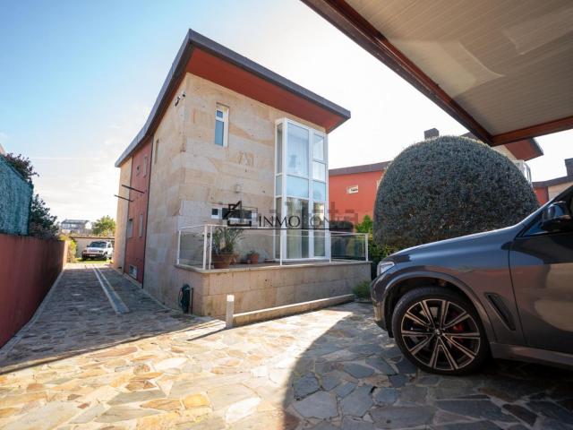 Chalet, Poio